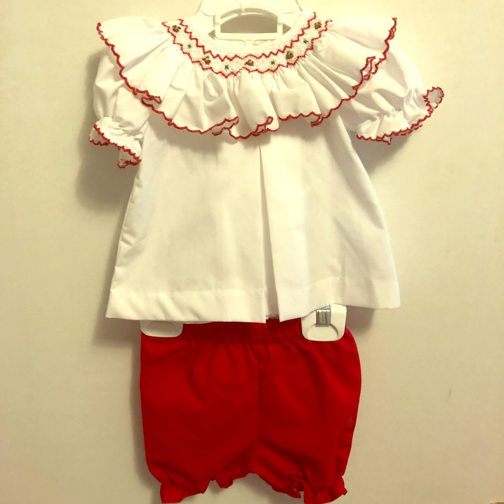 Newborn Christmas attire